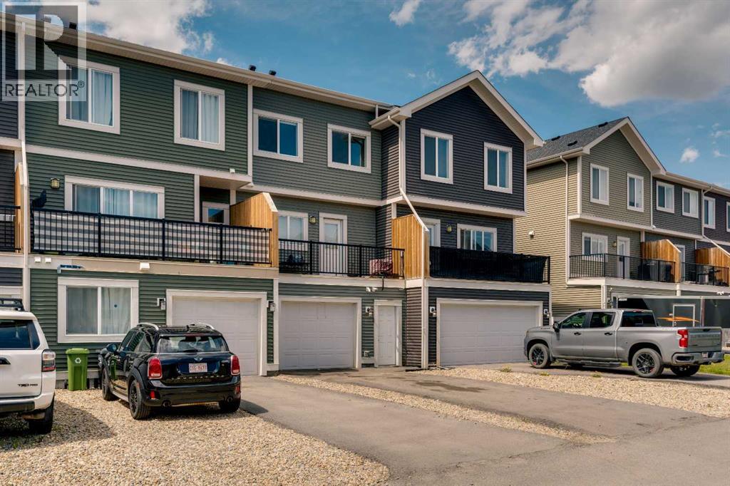 140 Sundown Road, Cochrane
