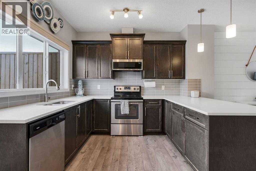 140 Sundown Road, Cochrane