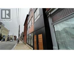 1-3 Charlotte Street, photo 2