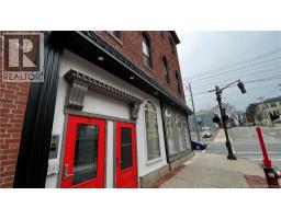 1-3 Charlotte Street, photo 3