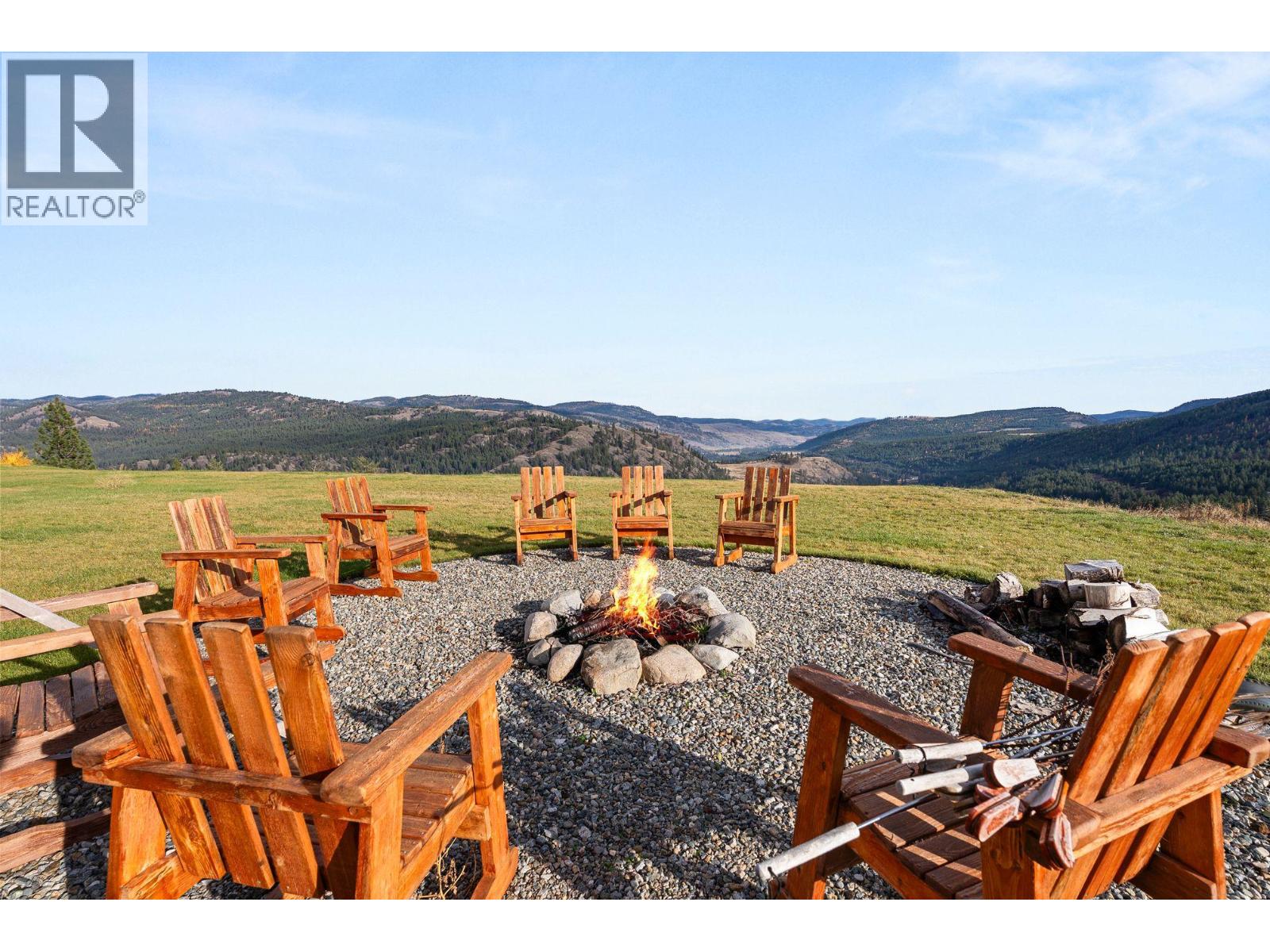 4520 Highway 3, Rock Creek