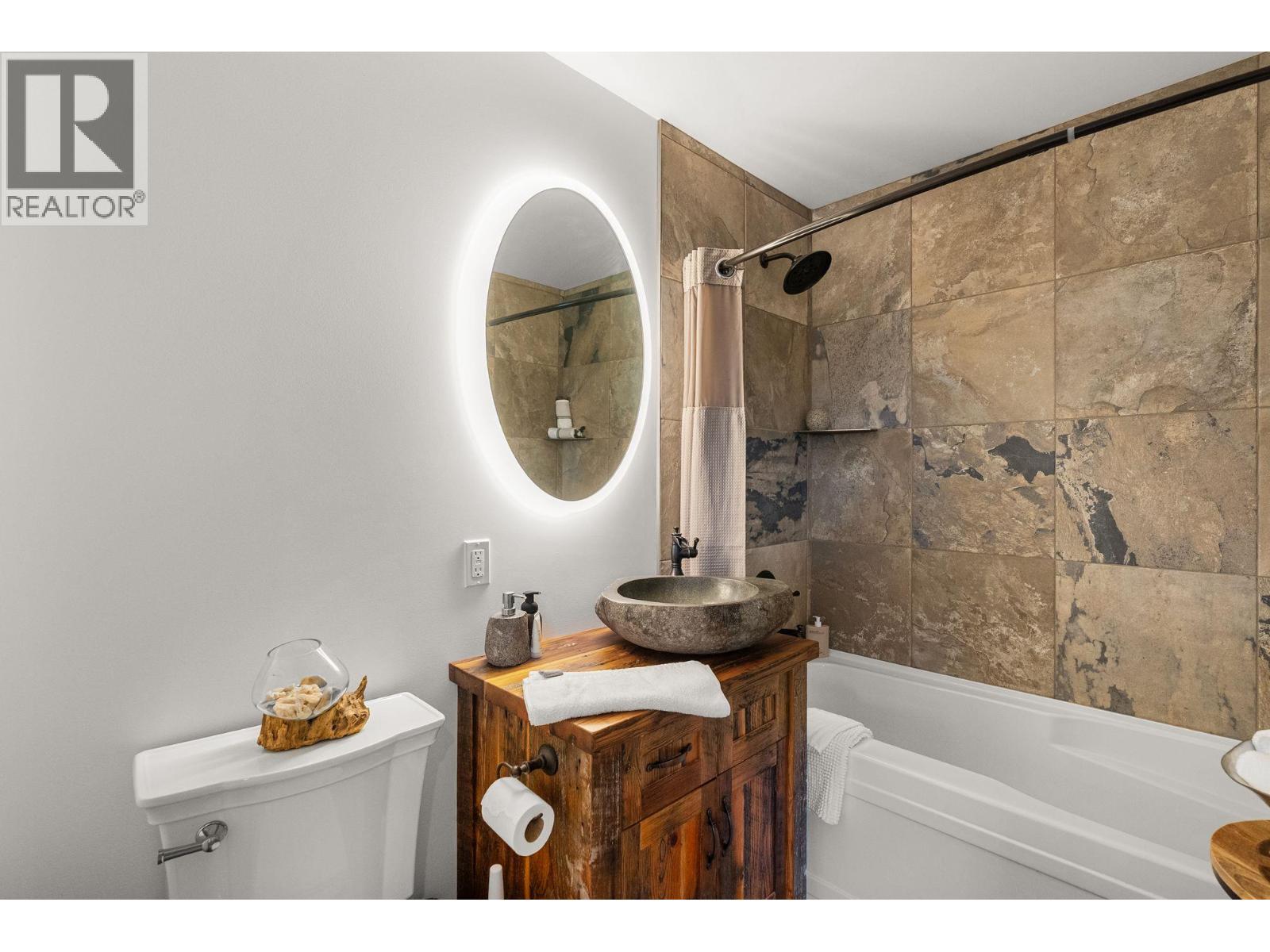 4520 Highway 3, Rock Creek