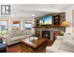 4520 Highway 3, Rock Creek, BC V0H1Y0 Photo 37
