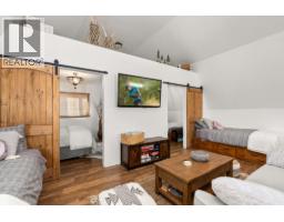4520 Highway 3, Rock Creek, BC V0H1Y0 Photo 22