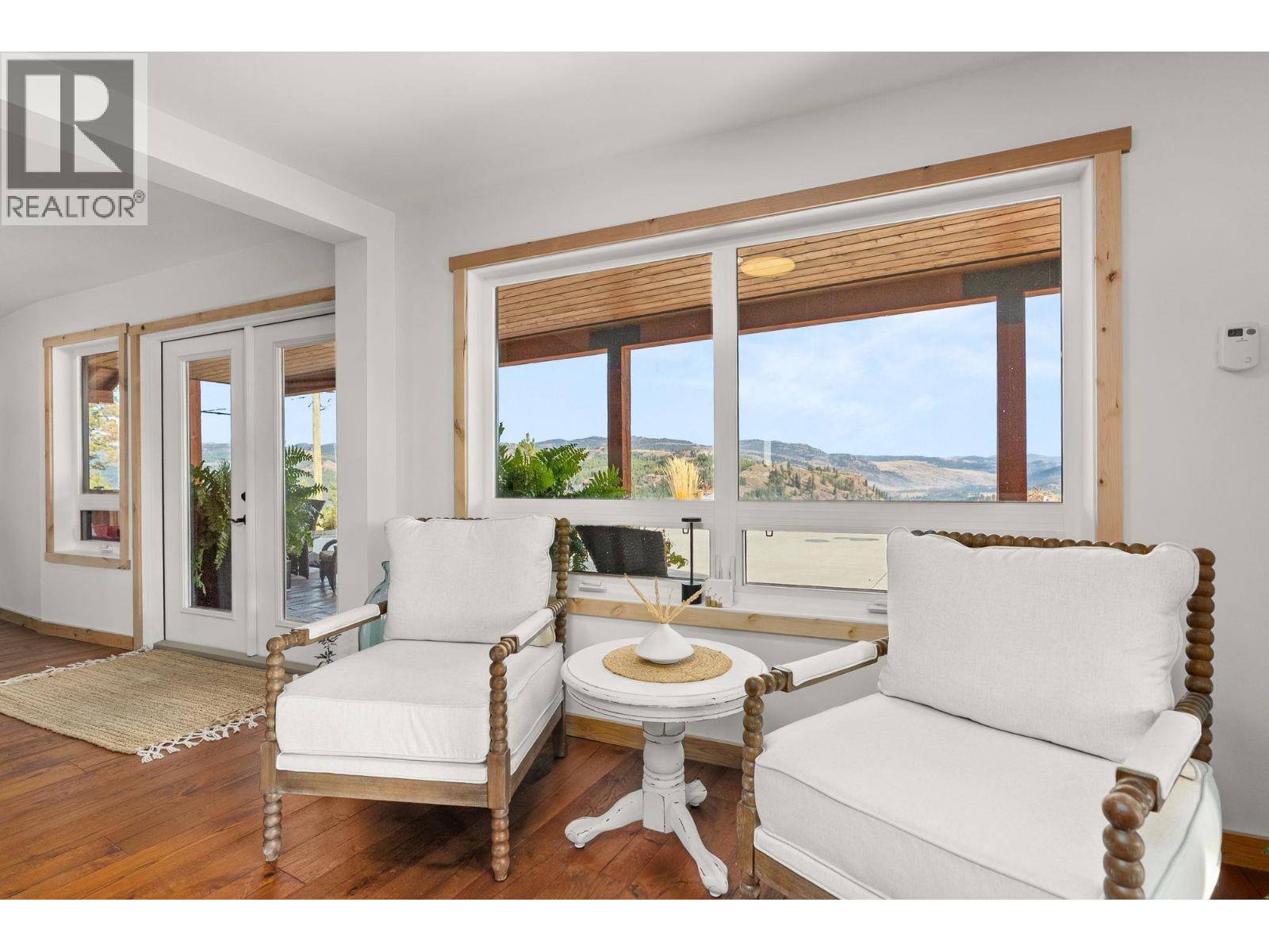 4520 Highway 3, Rock Creek