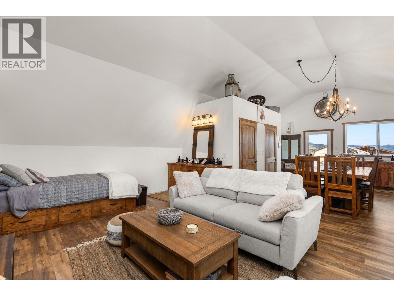 4520 Highway 3 - 14