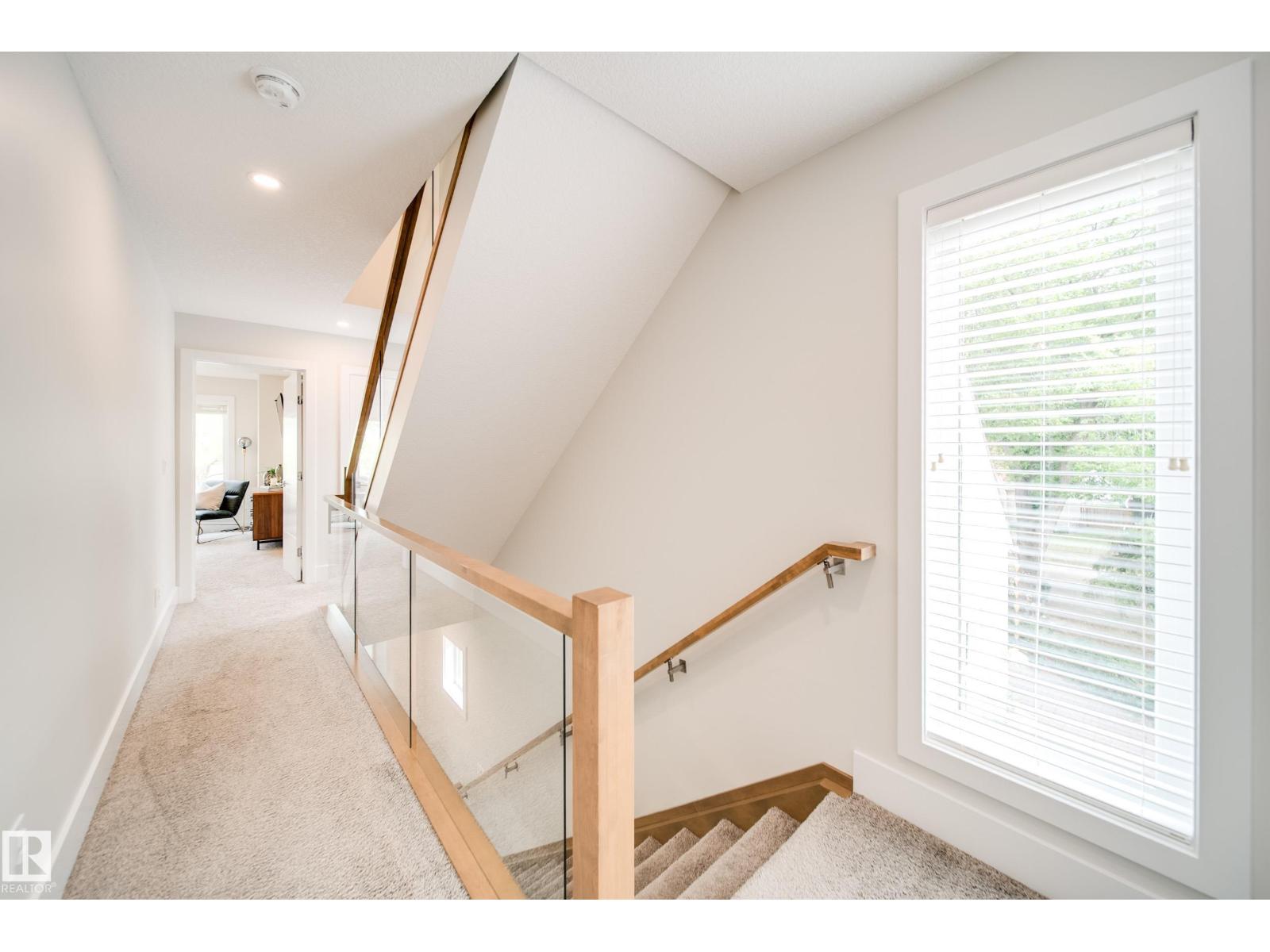 14005 105 AV NW, Edmonton