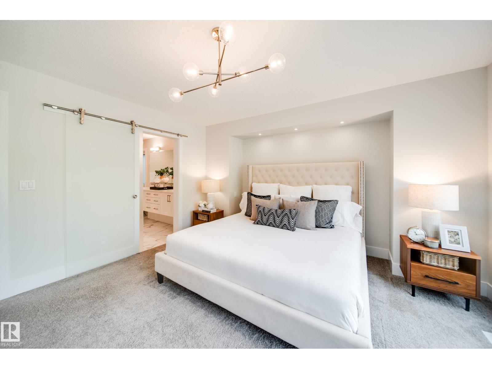 14005 105 AV NW, Edmonton