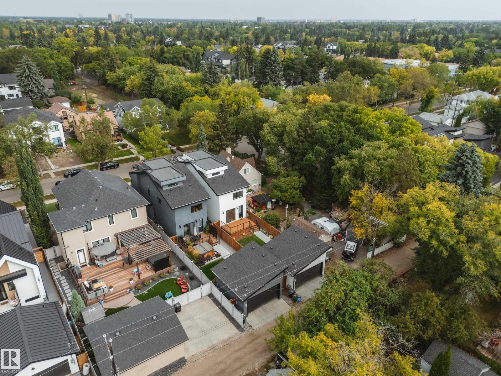 14005 105 AV NW, Edmonton