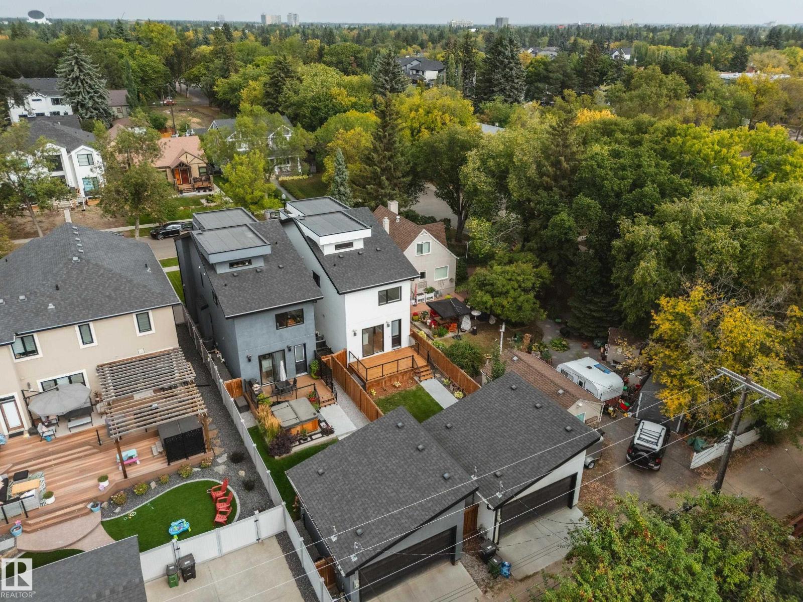 14005 105 AV NW, Edmonton