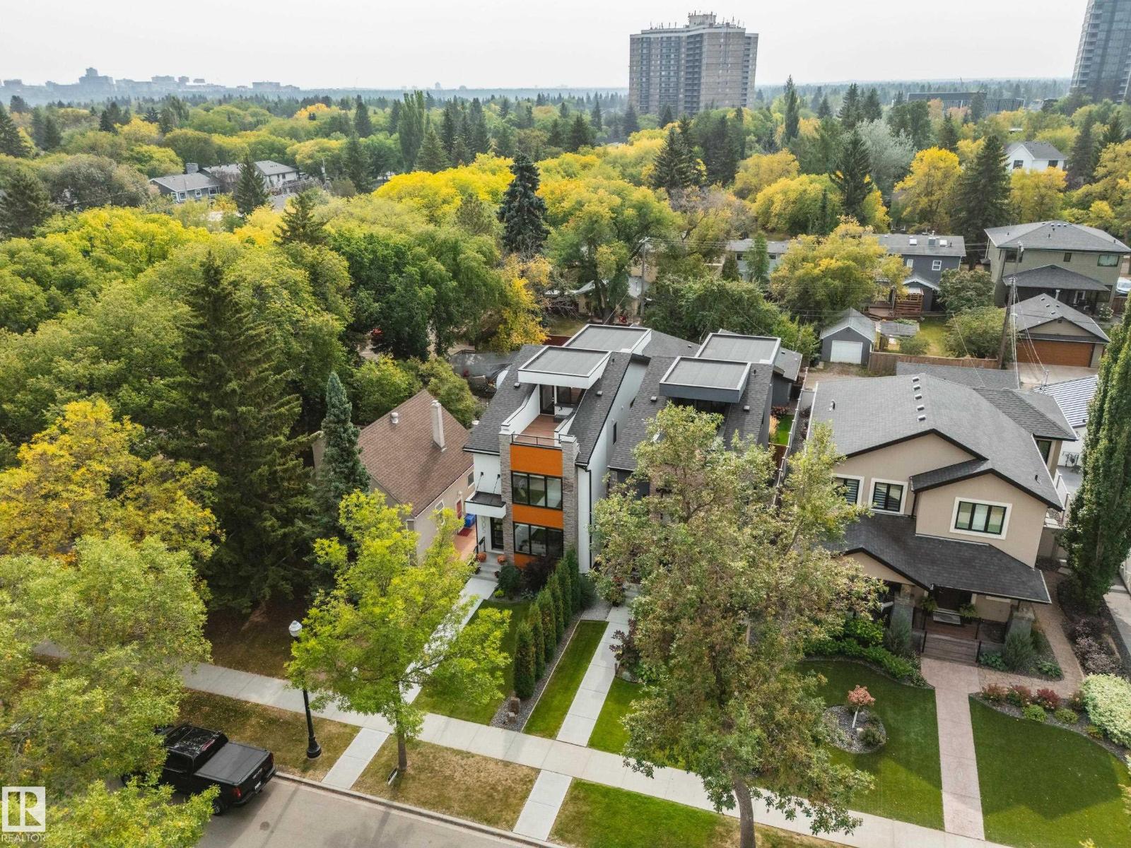 14005 105 AV NW, Edmonton