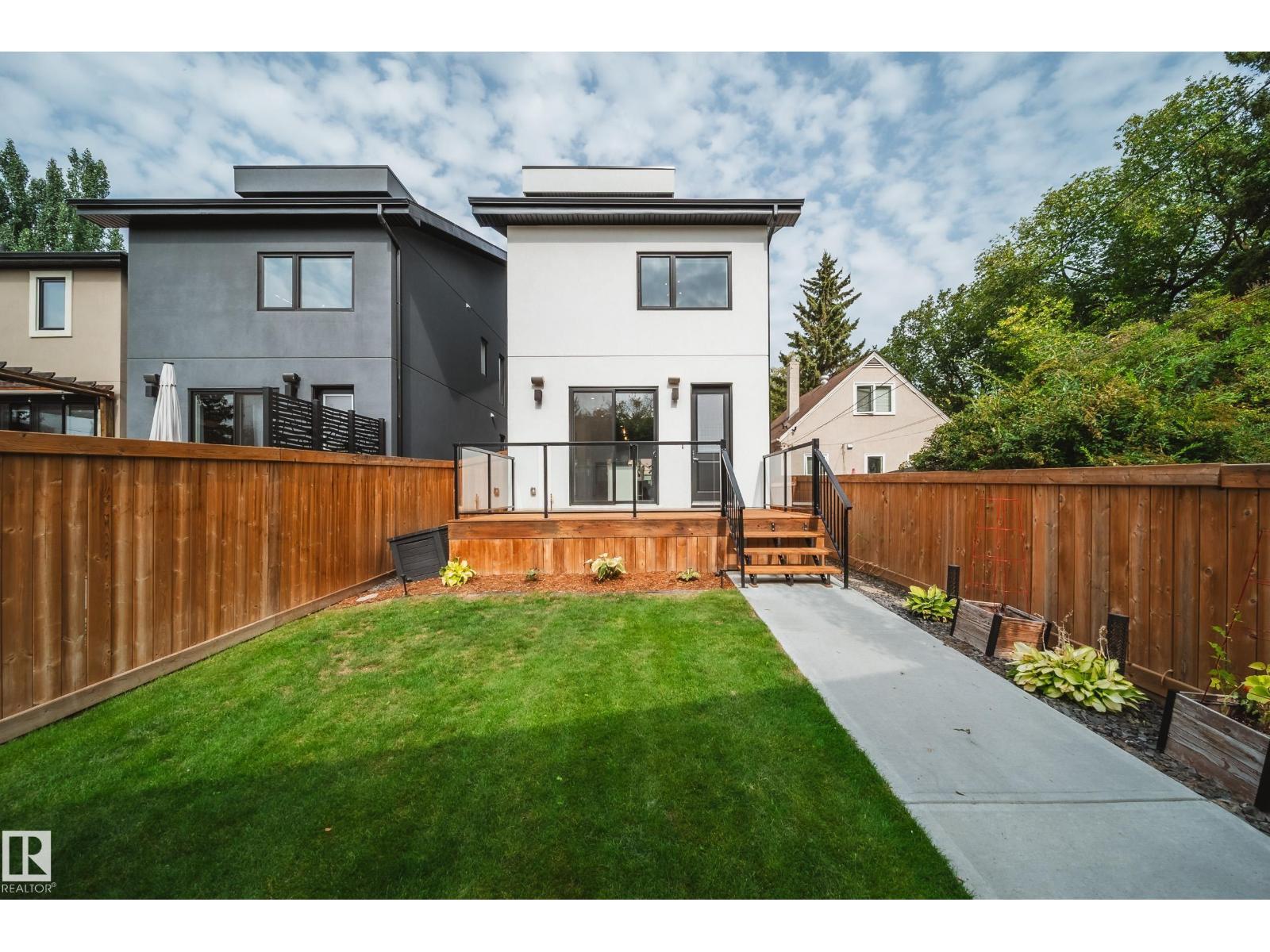 14005 105 AV NW, Edmonton