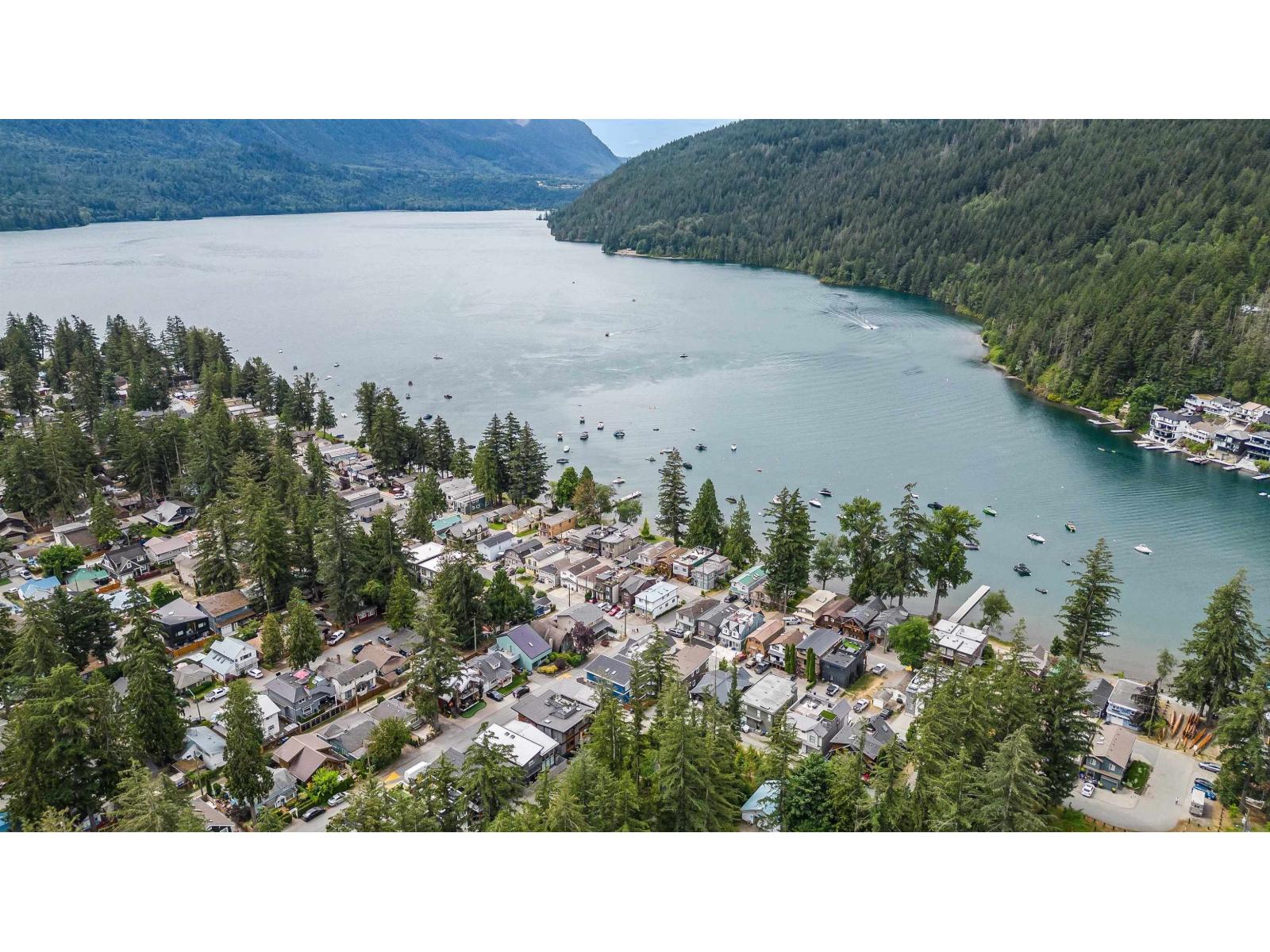 275 FIR STREET, Cultus Lake North, Cultus Lake