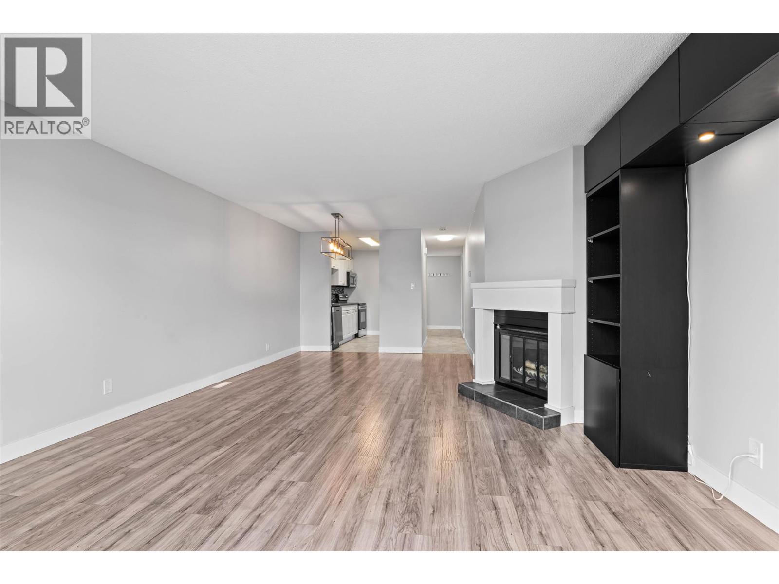 1750 Summit Drive Unit# 16, Kamloops