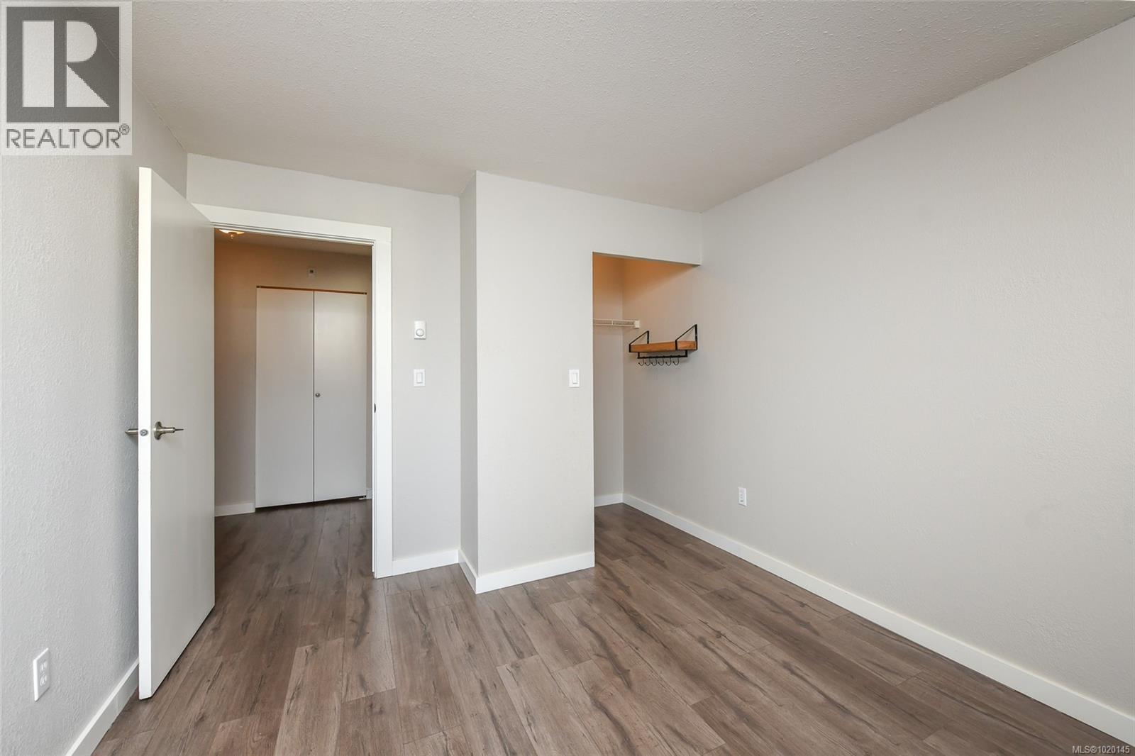 #409 1050 BRAIDWOOD RD - 16