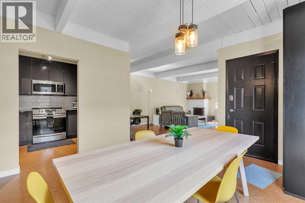 Single Family House Bungalow for Sale in  Hilton Avenue NW Highwood Calgary 