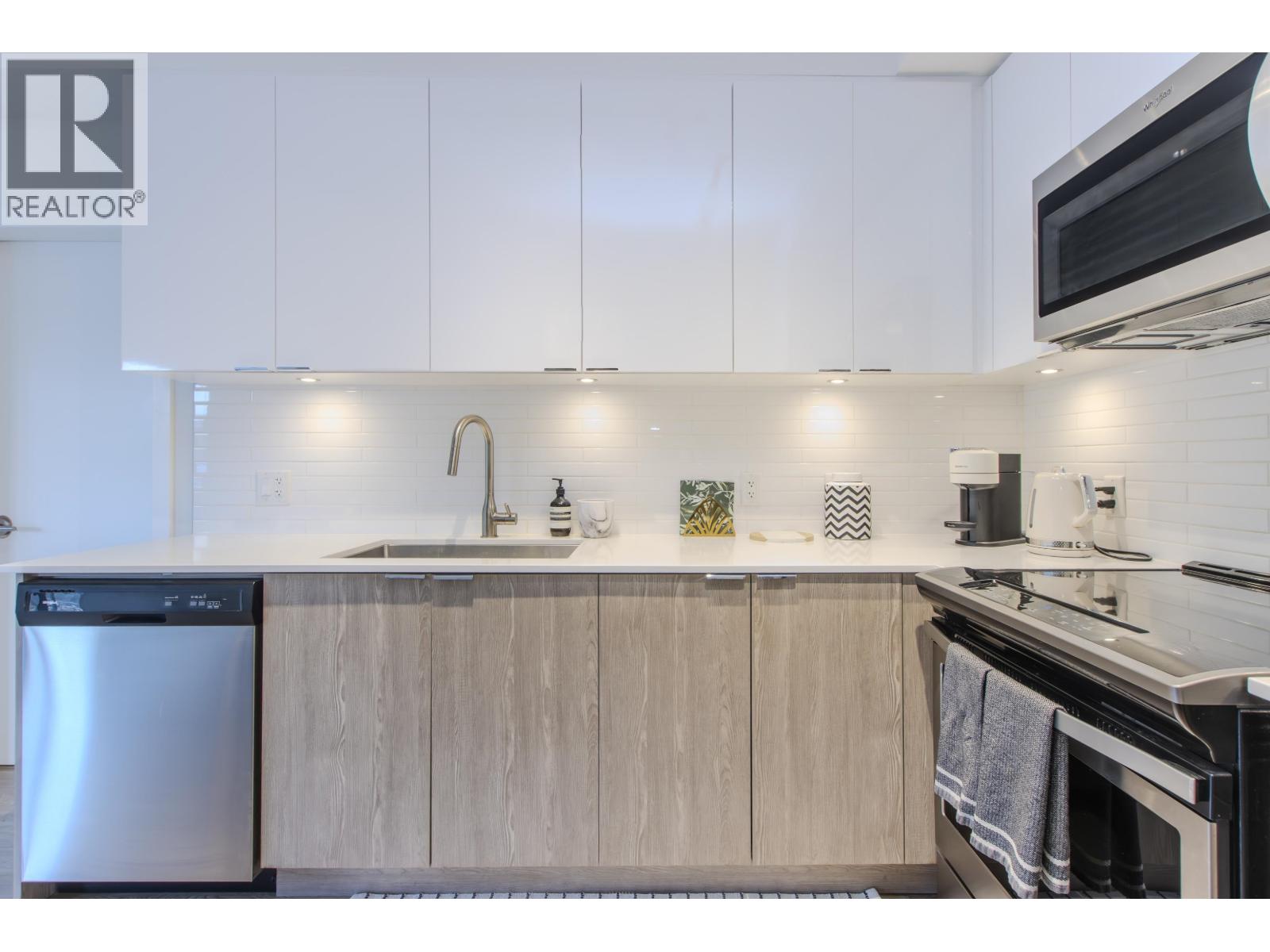 508 37881 CLEVELAND AVENUE, Squamish