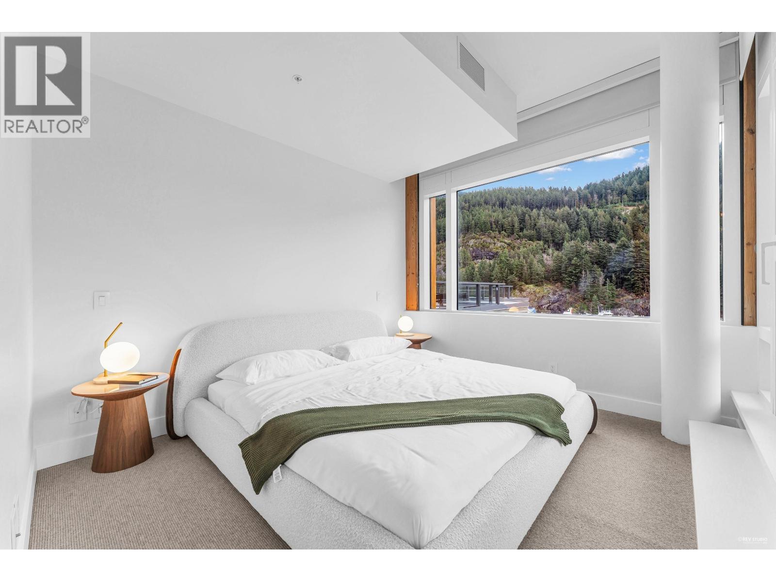 1002 6707 NELSON AVENUE, West Vancouver