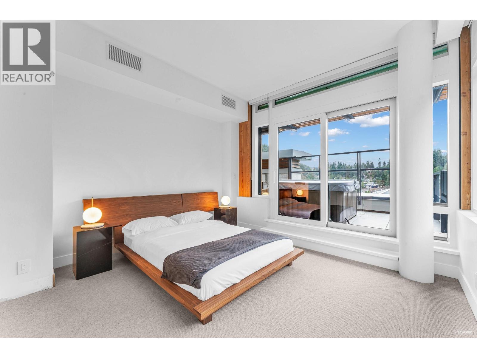 1002 6707 NELSON AVENUE, West Vancouver