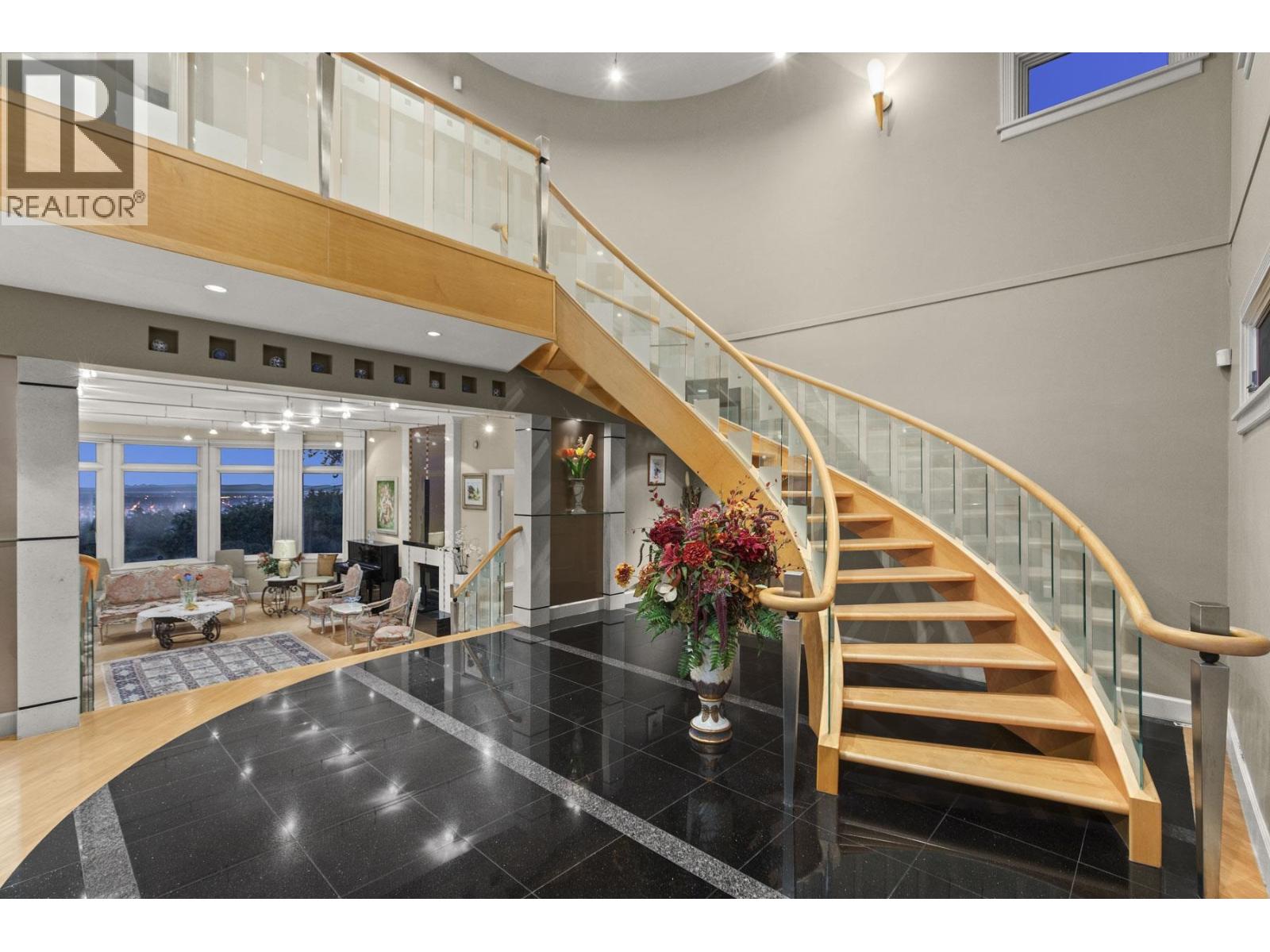 1128 CRESTLINE ROAD, West Vancouver