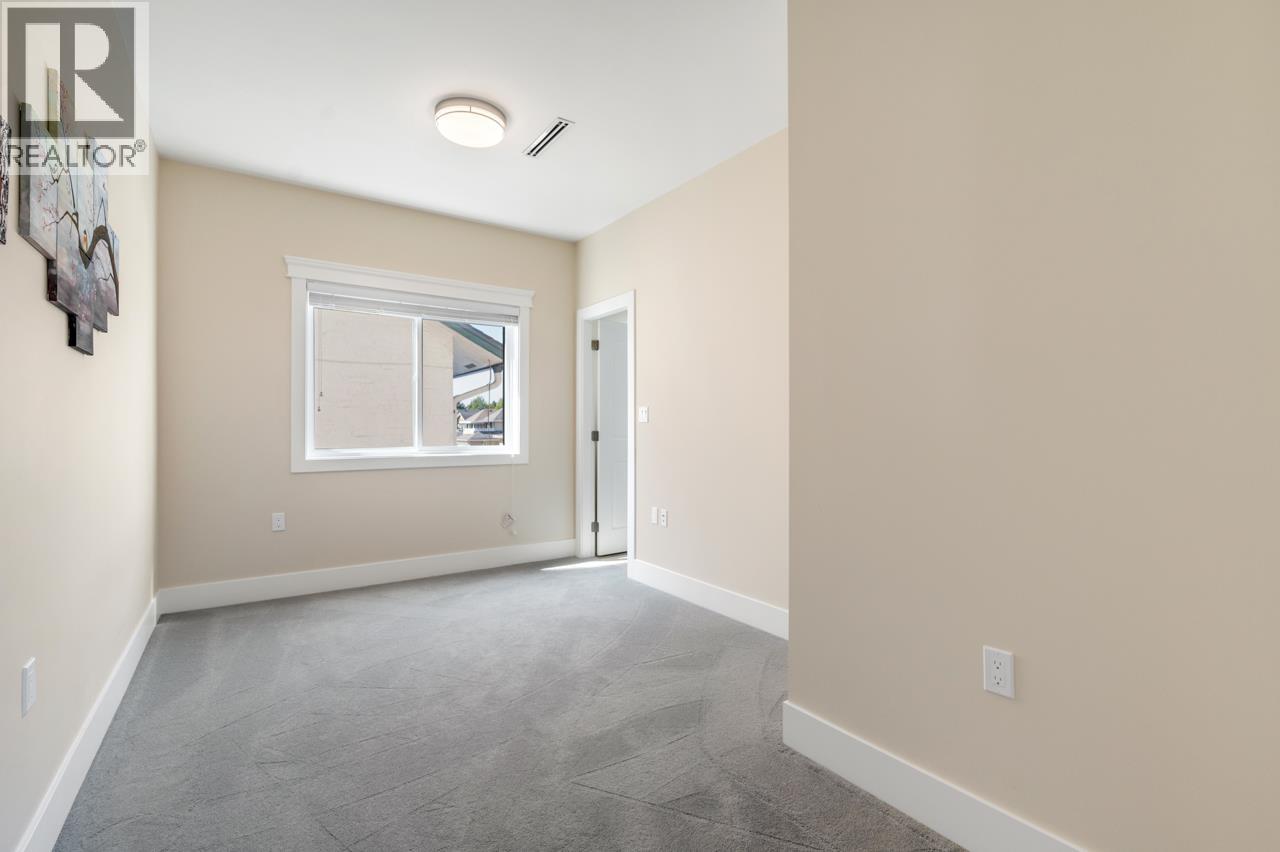 4591 TRIMARAN DRIVE, Richmond