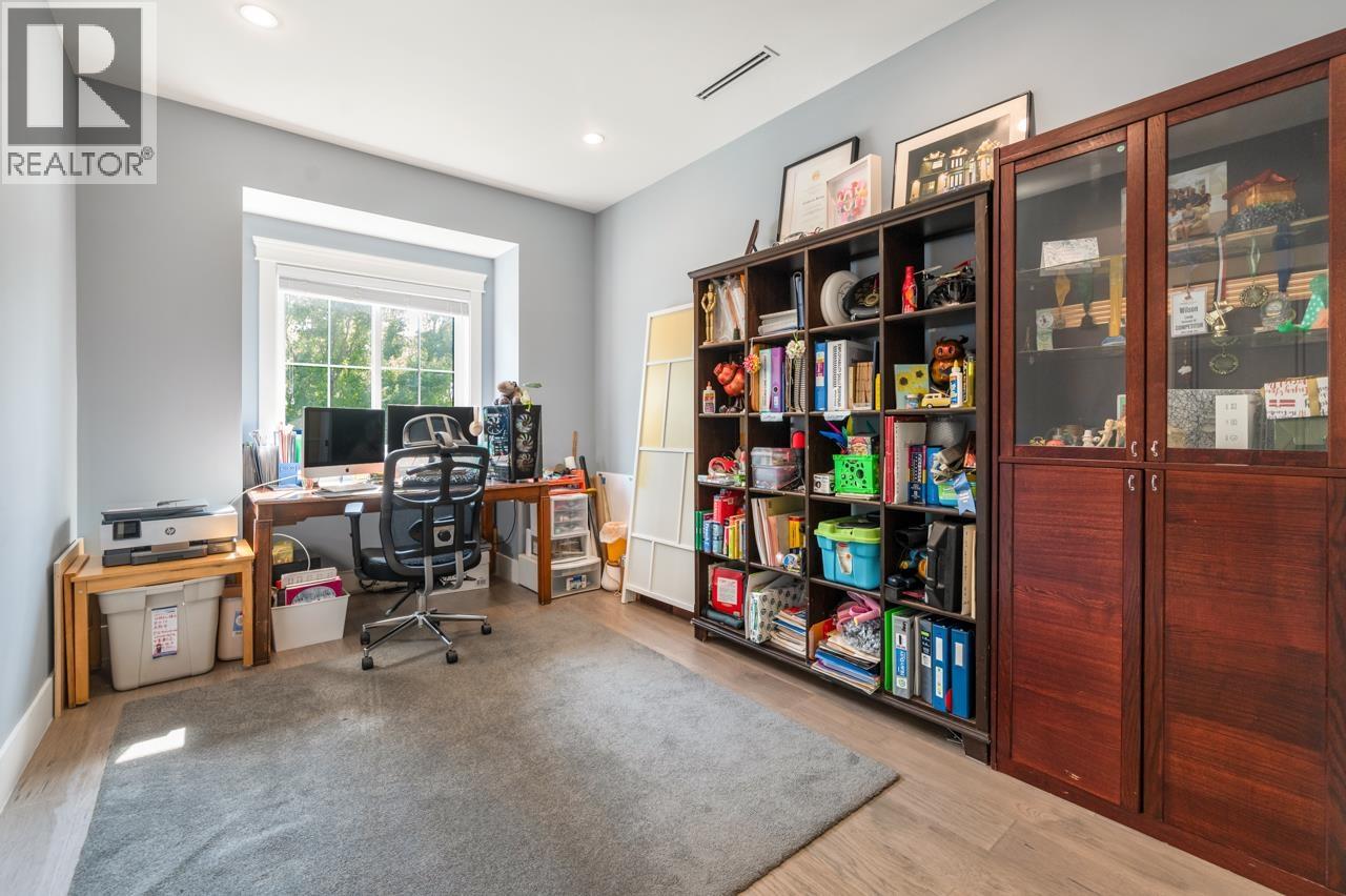 4591 TRIMARAN DRIVE, Richmond