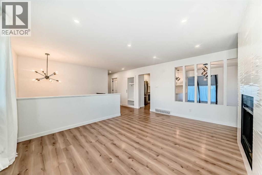 Single Family House Bi-level for Sale in  Fairmount Drive SE Acadia Calgary 