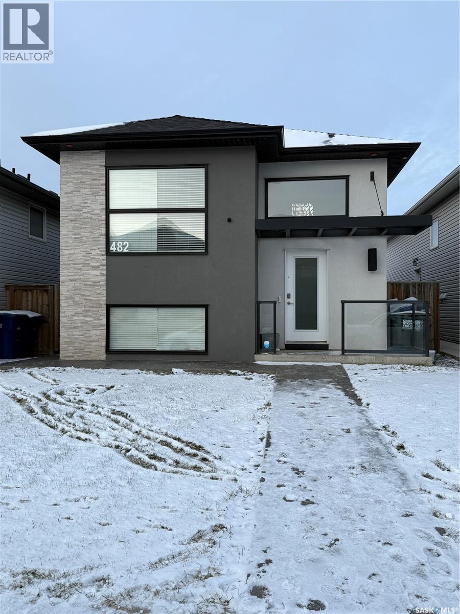 Single Family House Bi-level for Sale in  Kloppenburg STREET Saskatoon 