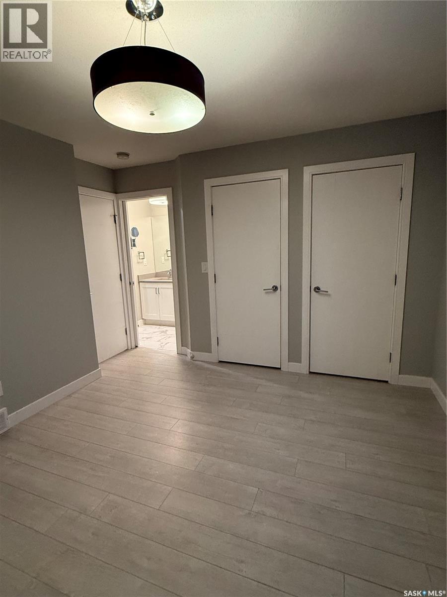 Single Family House Bi-level for Sale in  Kloppenburg STREET Saskatoon 