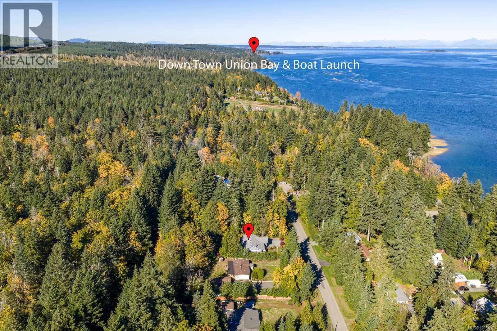 6505 Mystery Beach Rd, Fanny Bay