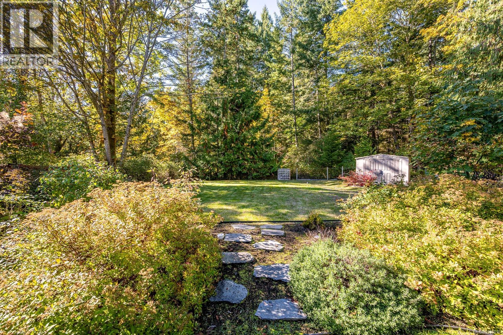 6505 Mystery Beach Rd, Fanny Bay