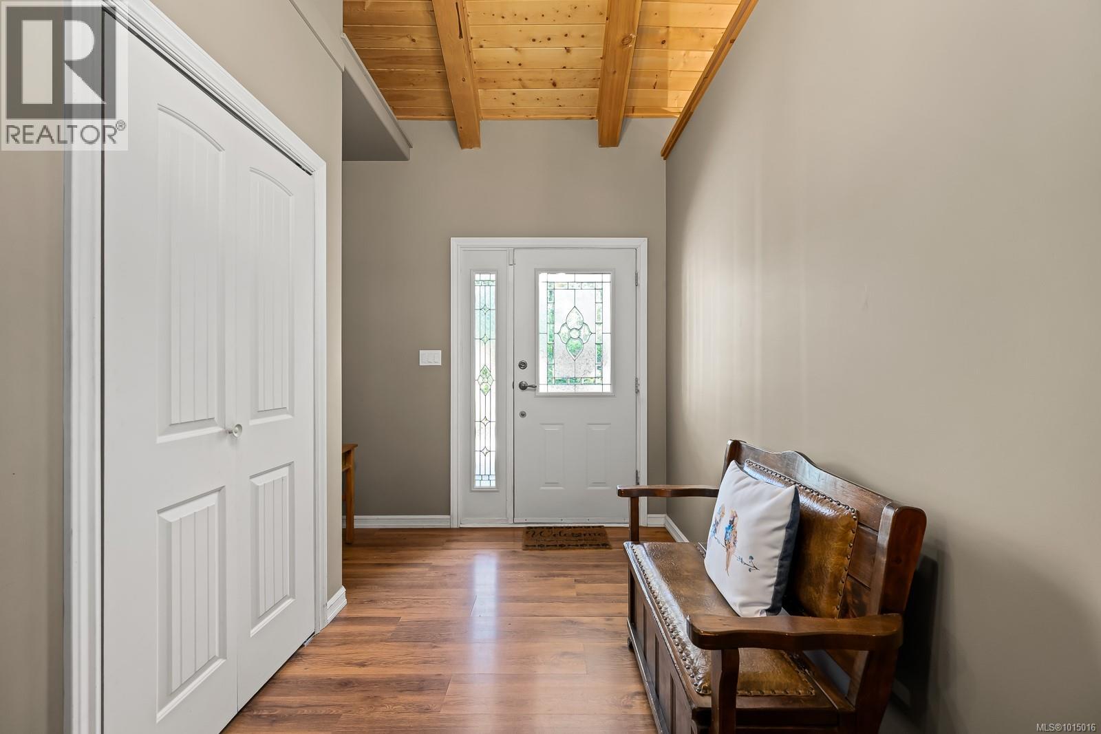 6505 Mystery Beach Rd, Fanny Bay