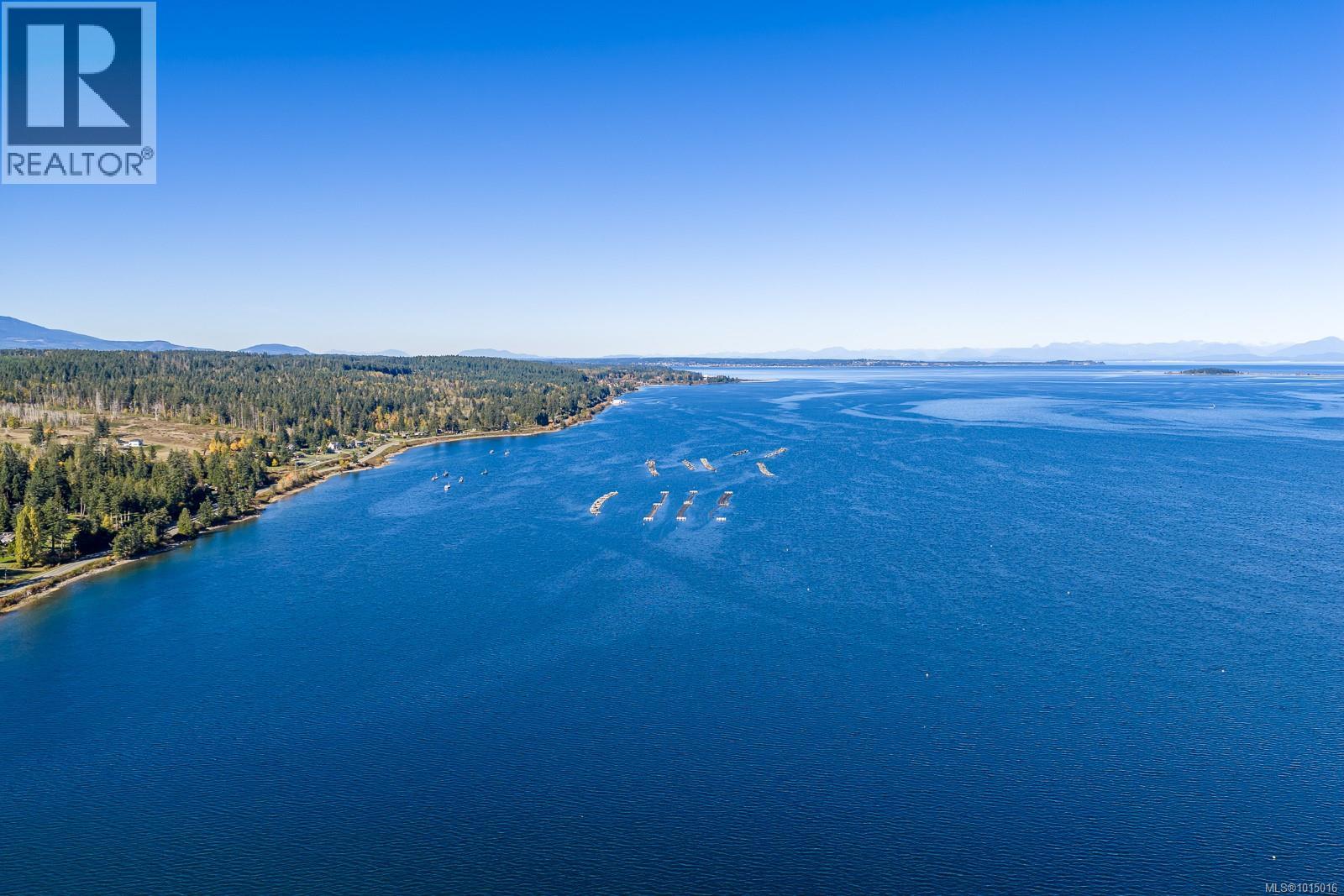 6505 Mystery Beach Rd, Fanny Bay