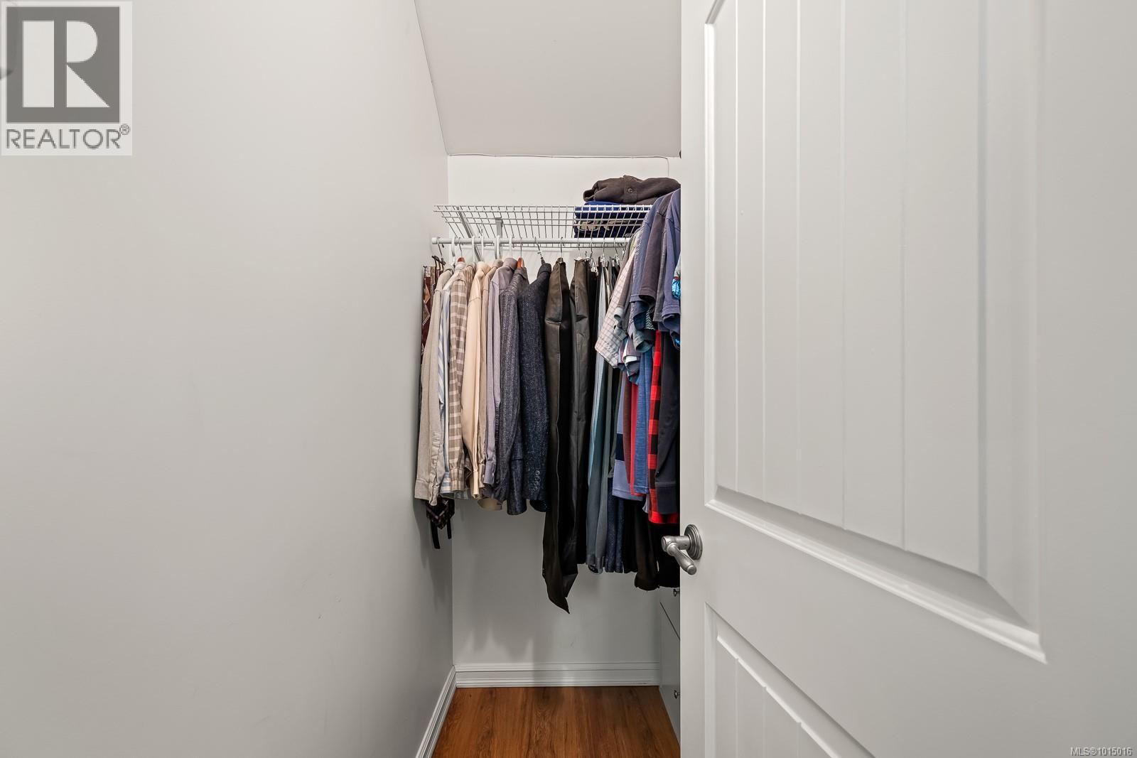 6505 Mystery Beach Rd, Fanny Bay