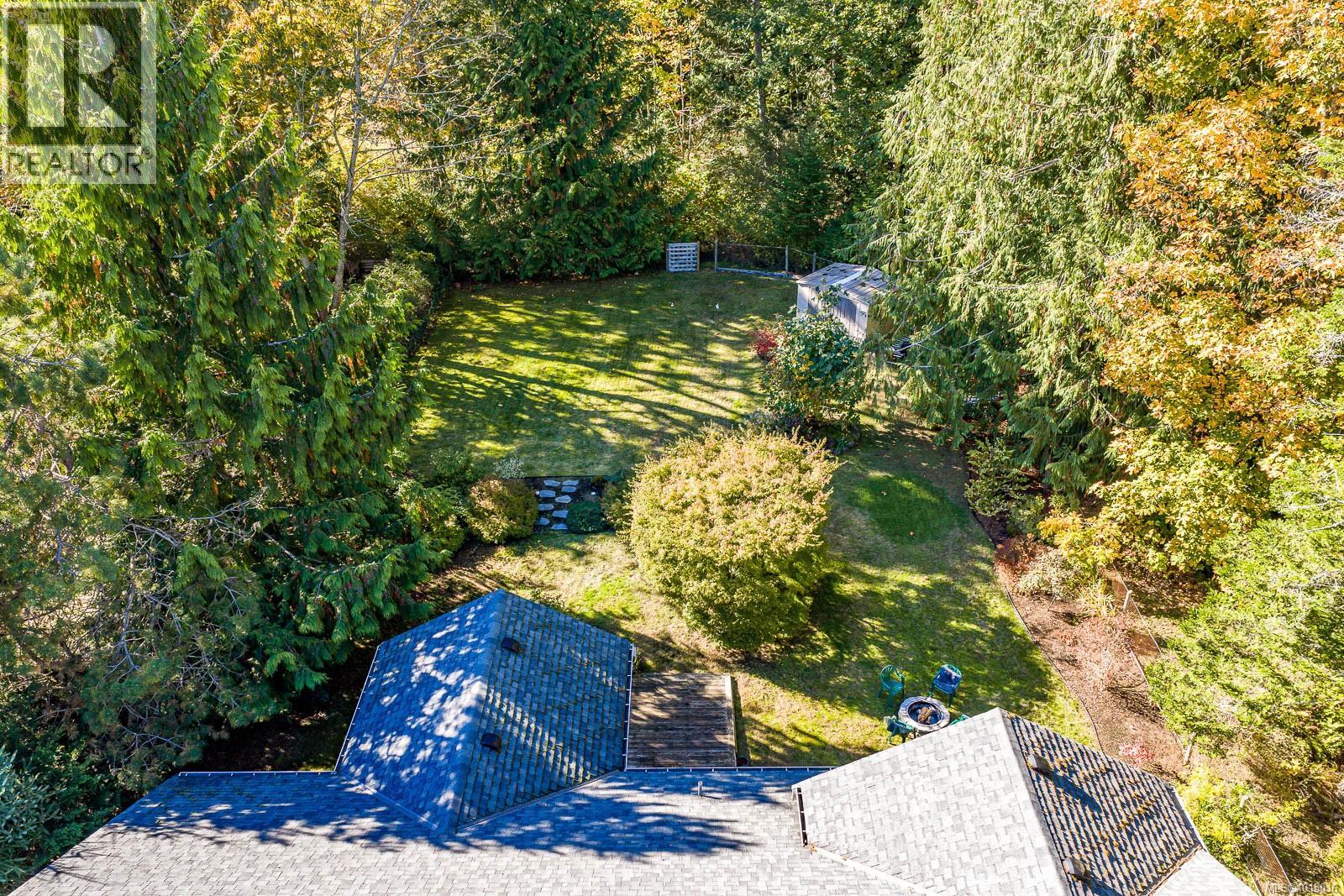 6505 Mystery Beach Rd, Fanny Bay