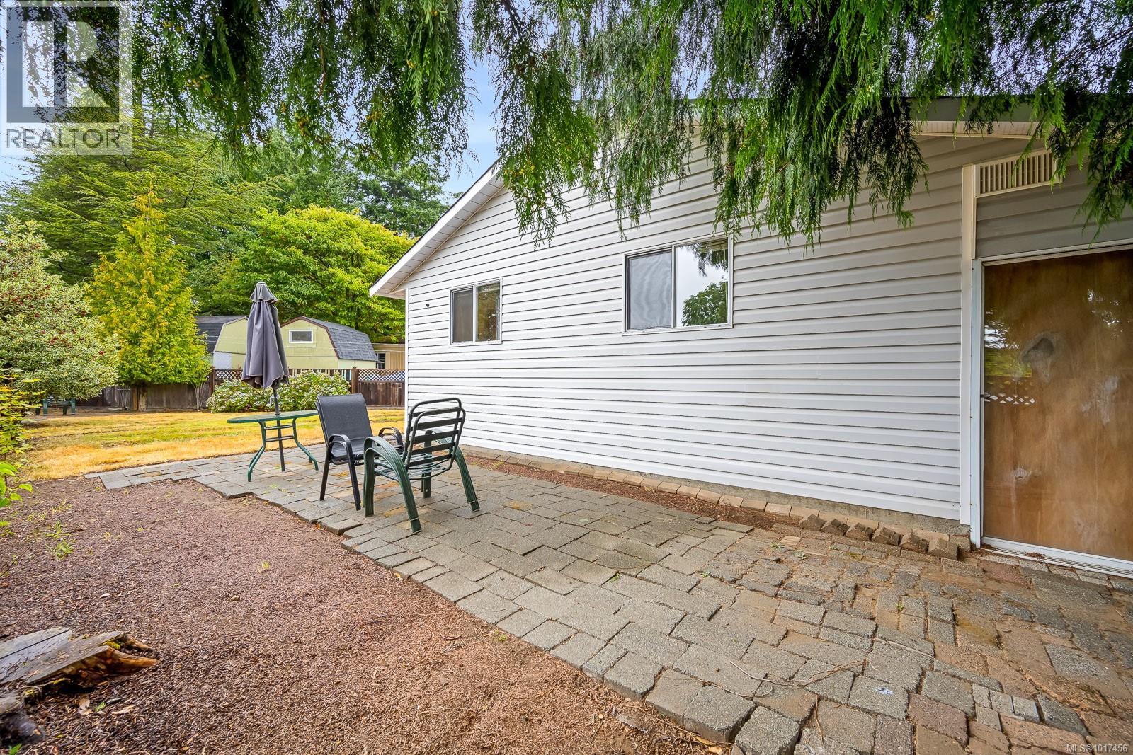 2105 Pemberton Pl, Comox