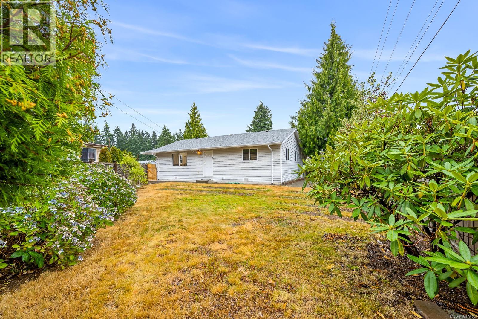 2105 Pemberton Pl, Comox