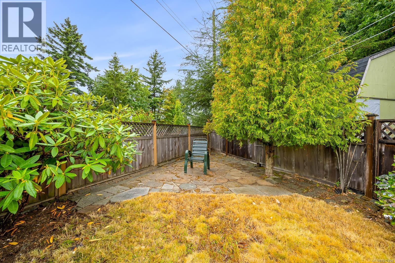 2105 Pemberton Pl, Comox