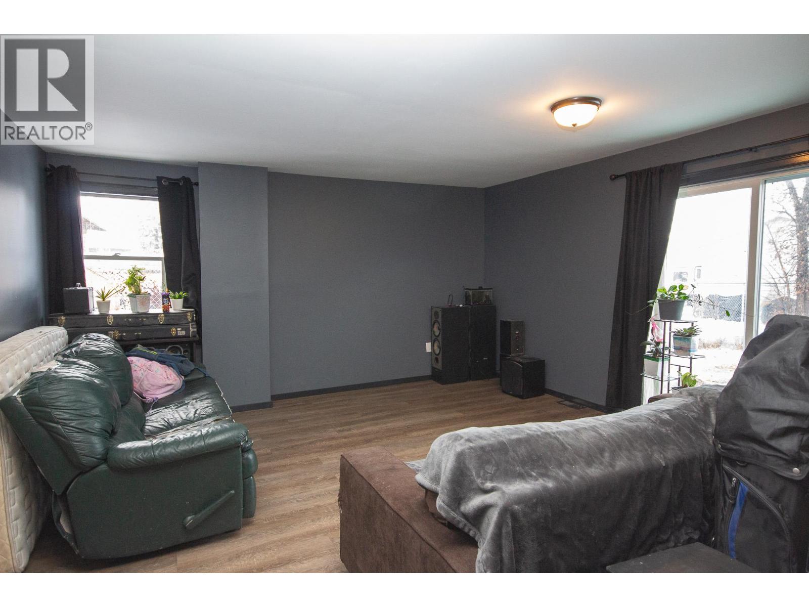 1604 108 Avenue, Dawson Creek