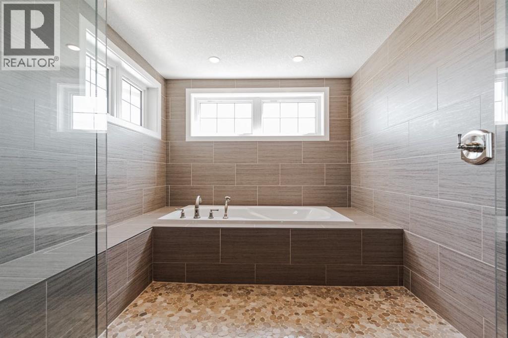 404 Dixon Road, Fort McMurray