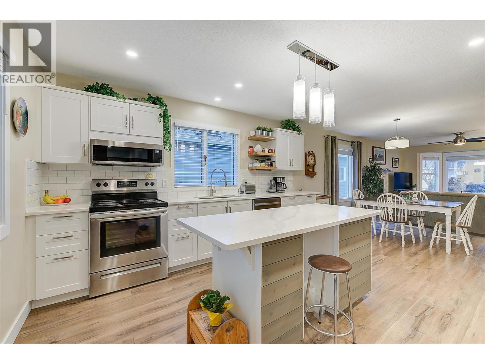 369 1260 Raymer Avenue, Kelowna