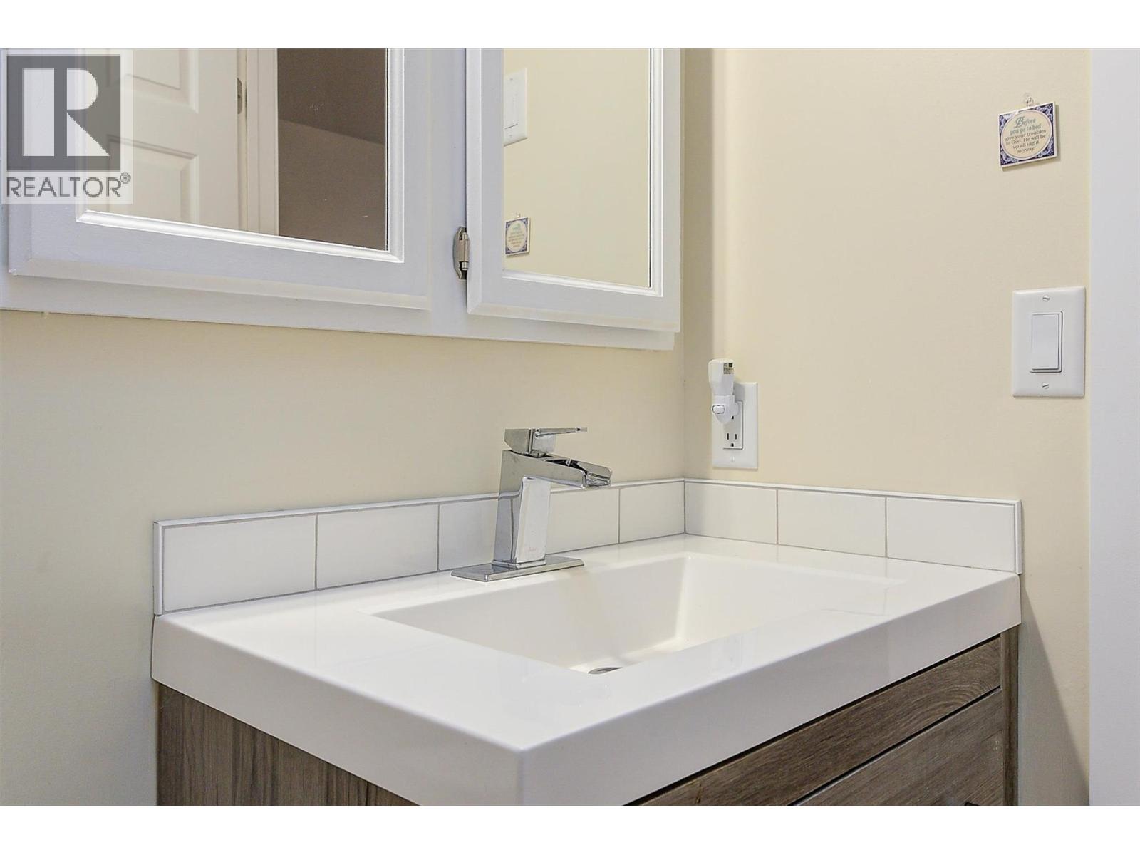 369 1260 Raymer Avenue, Kelowna