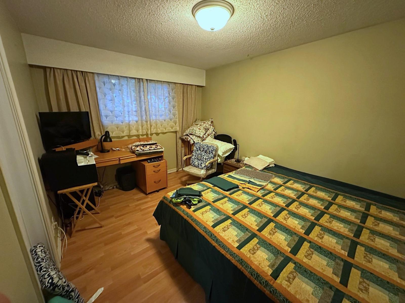 15970 THRIFT AVENUE, White Rock