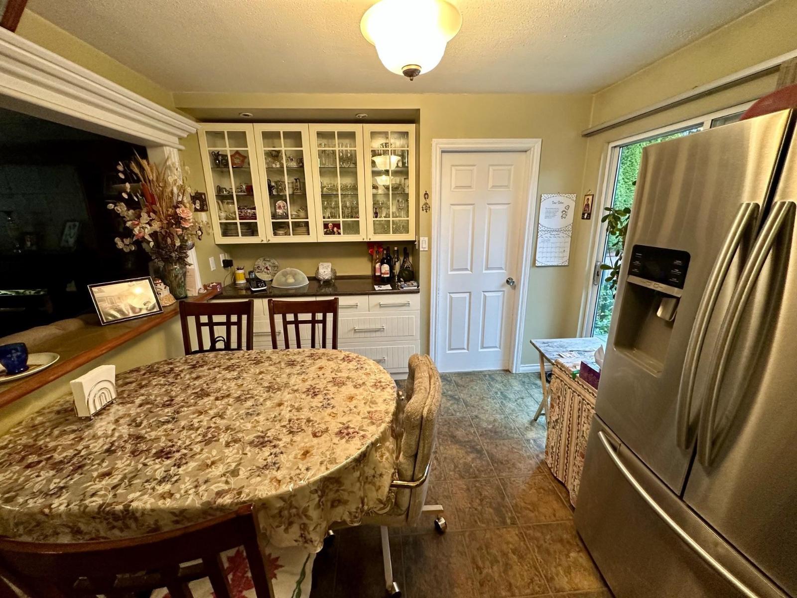 15970 THRIFT AVENUE, White Rock