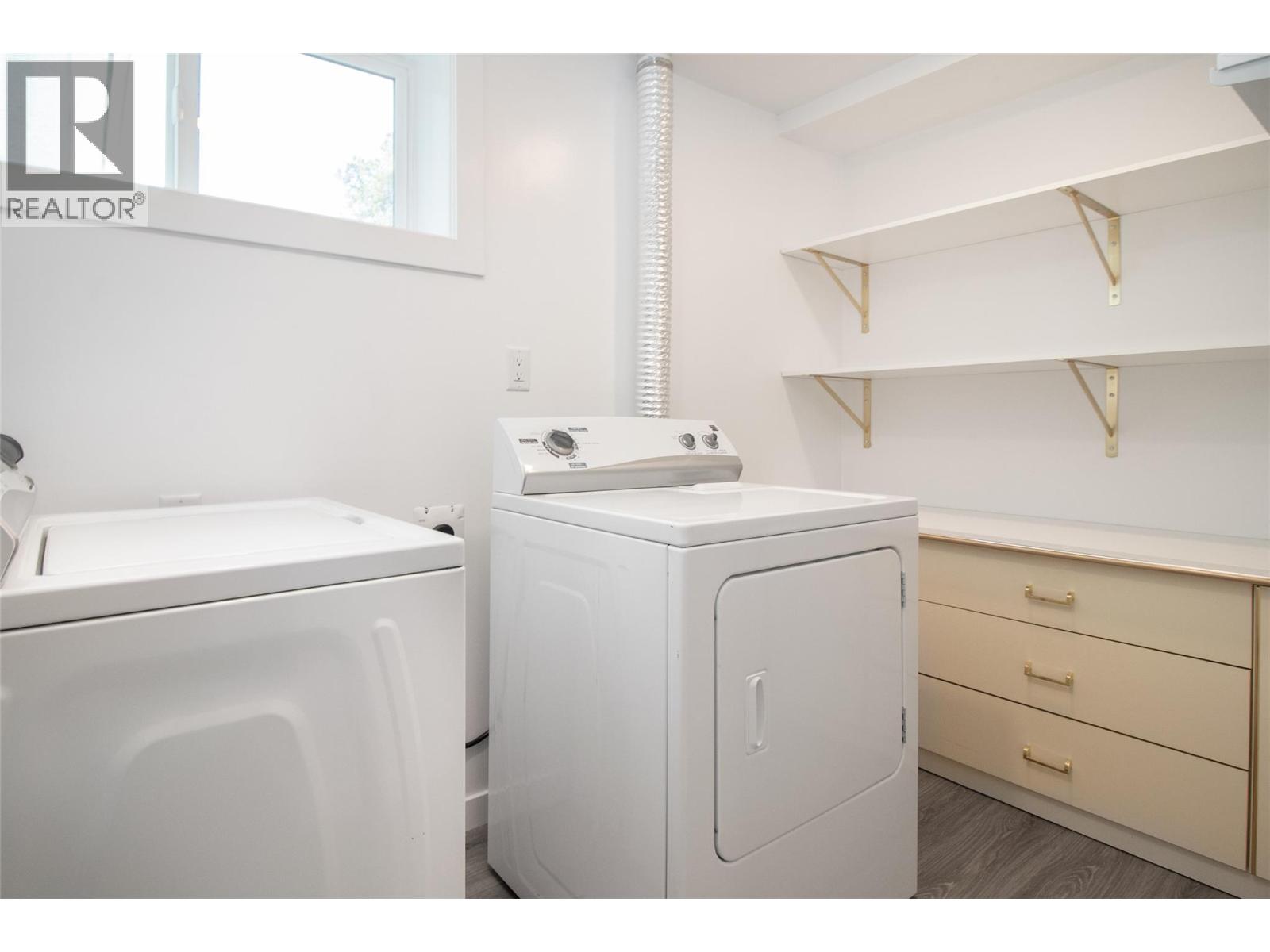  1352 Alder Court, Kelowna