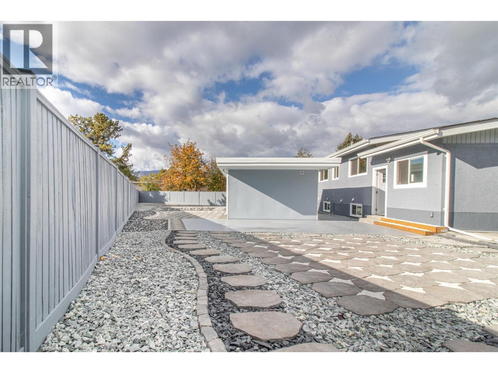  1352 Alder Court, Kelowna