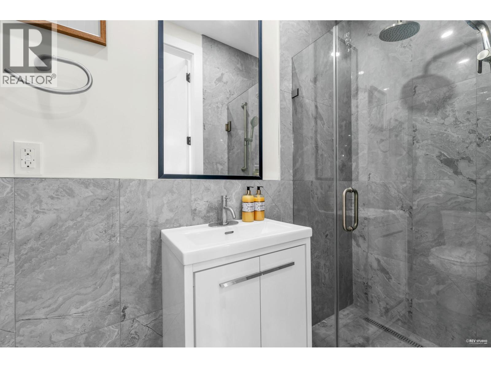 514 W 60TH AVENUE, Vancouver