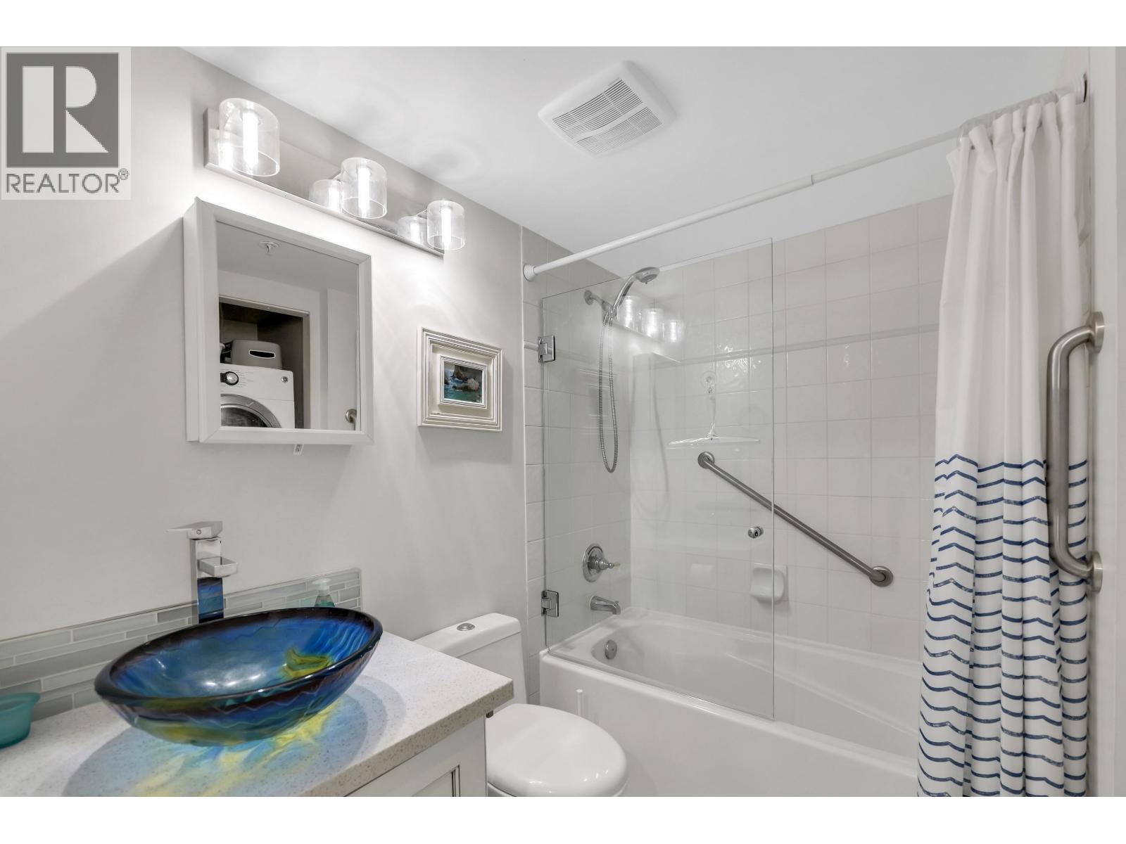 301 1466 PEMBERTON AVENUE, Squamish