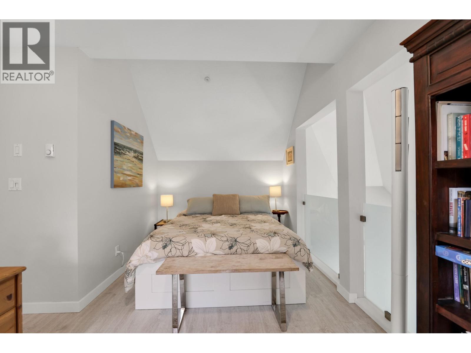 301 1466 PEMBERTON AVENUE, Squamish