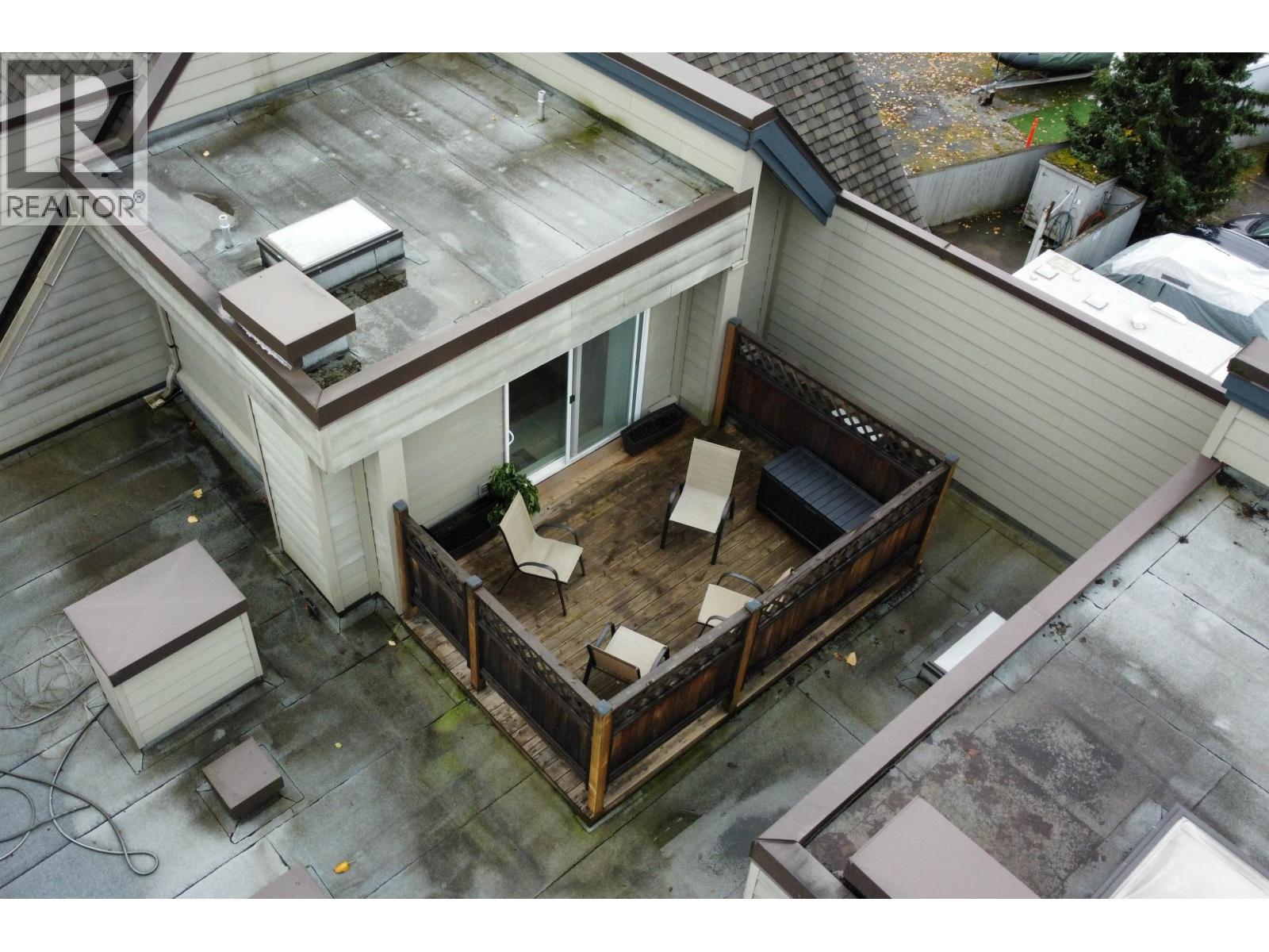 301 1466 PEMBERTON AVENUE, Squamish